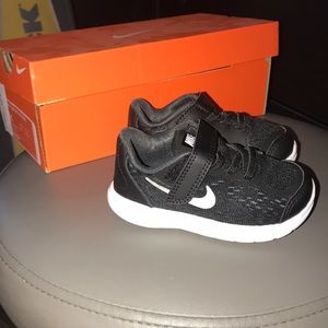 Nike Boy’s Flex 2017 RN